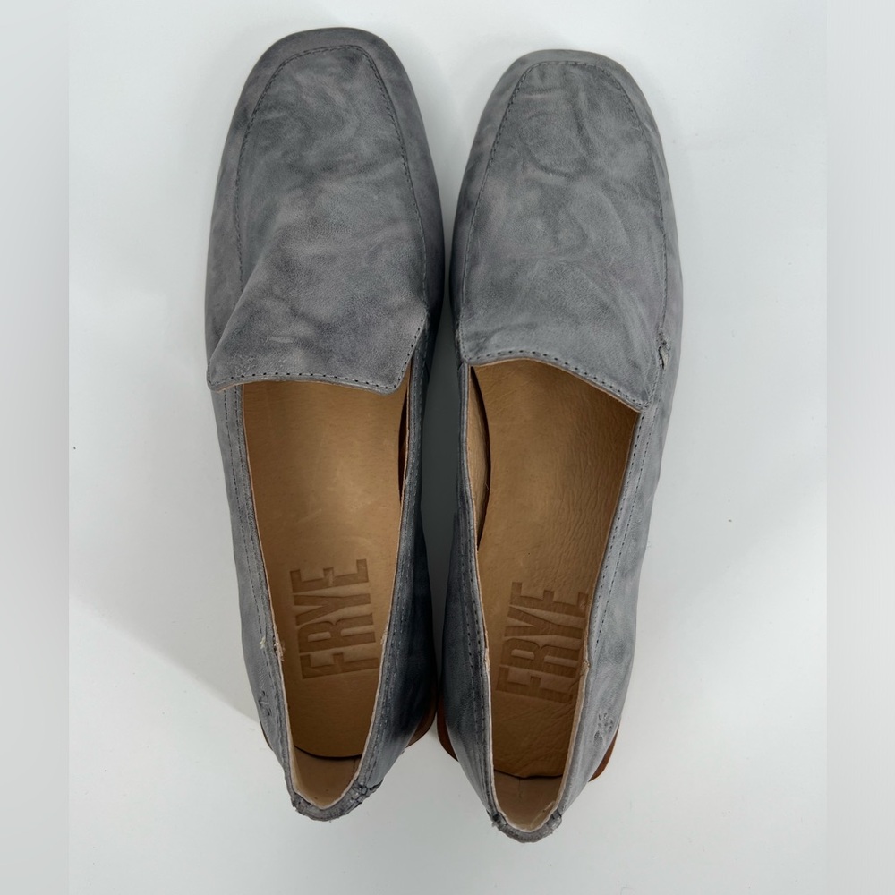 Frye NWOB Claire Venetian Loafer Oyster in Steel Blue SIZE 6